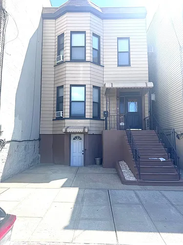 1412 Kerrigan Ave #2 Photo 1 1412 Kerrigan Ave #2 Photo 1