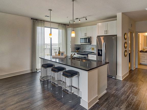 Large kitchen islands for entertaining