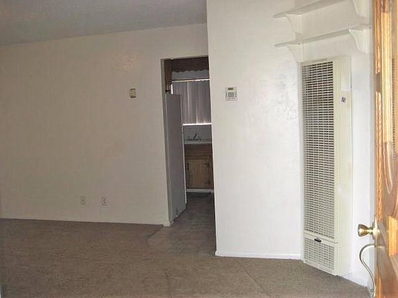 5th image of 25535 Eaton St