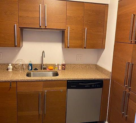 2nd image of 1000 N Lake Shore Dr APT 606