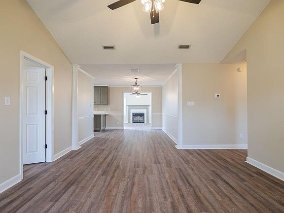 5th image of 4393 Whippoorwill Cir