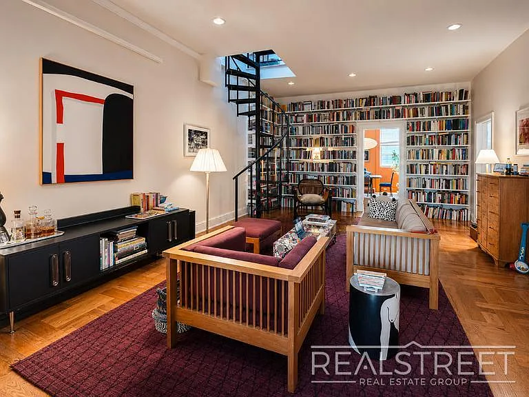 95 1st Pl #PENTHOUSE
