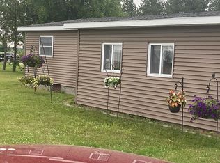 5163 Sauls Rd, Lachine, MI 49753