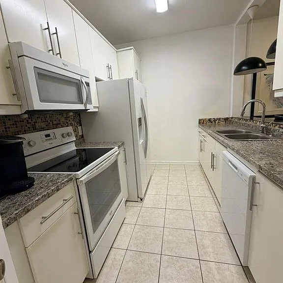 6214 Stevenson Dr #303 — Photo 3