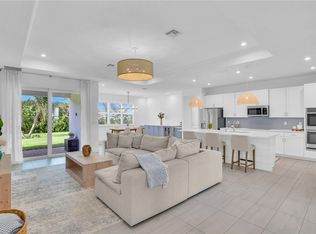 6303 Arcadia Sq, Vero Beach, FL 32966