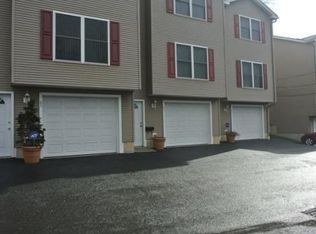 85 Buckley Blvd, Chicopee, MA 01020