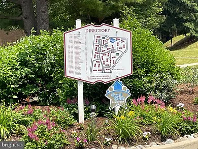208 Old Forge Xing #208 — Photo 37
