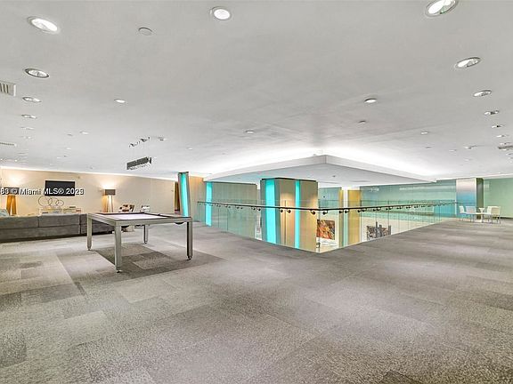 3rd image of 92 SW 3rd St APT 5206