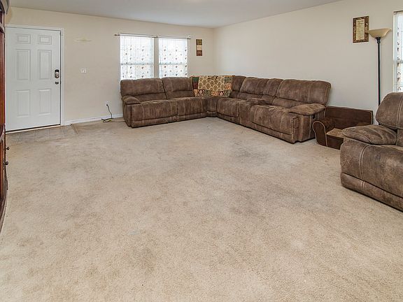 2nd image of 6017 Blue Ash Ln