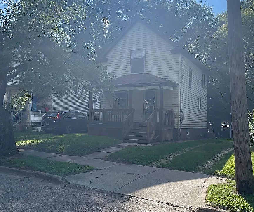 1st image of 306 Clifford St