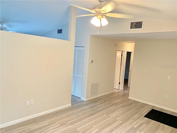 5th image of 3934 Vana Dr
