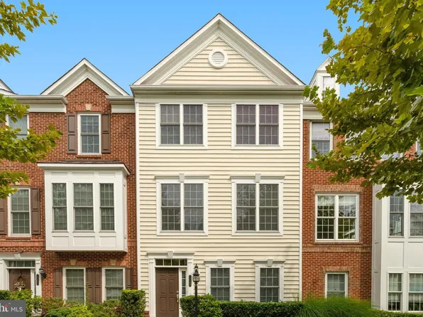 14859 Potomac Branch Dr #231A, Woodbridge, VA 22191
