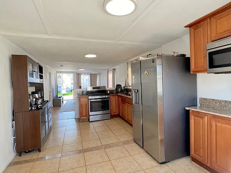 3687 Cherokee Ave — Photo 8