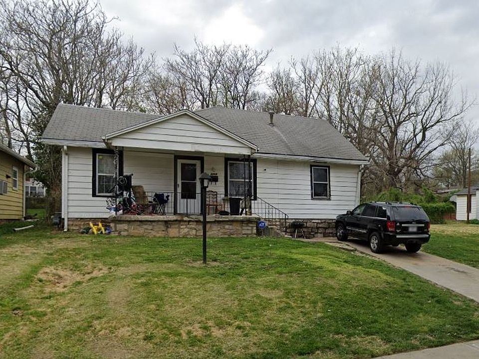 1st image of 3340 Kensington Ave