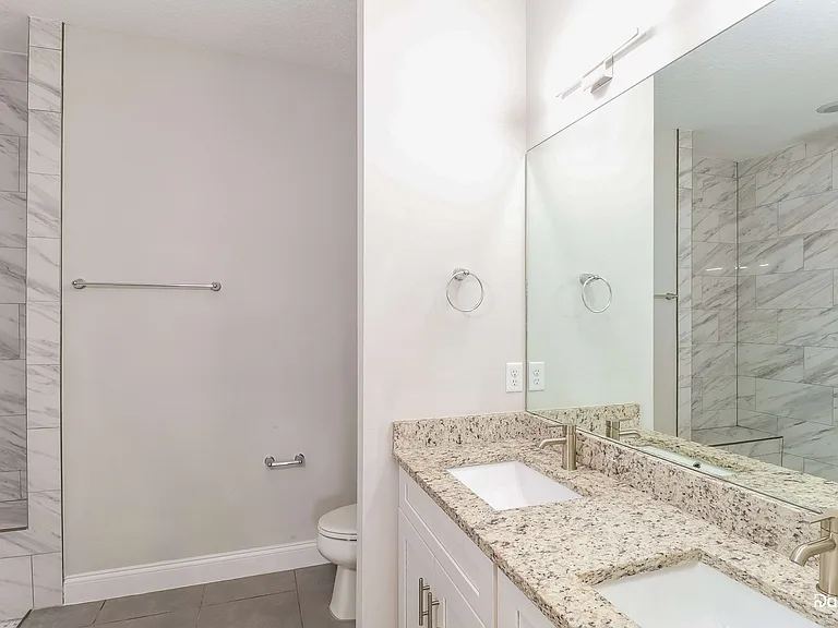 431 Arkansas Ct — Photo 10