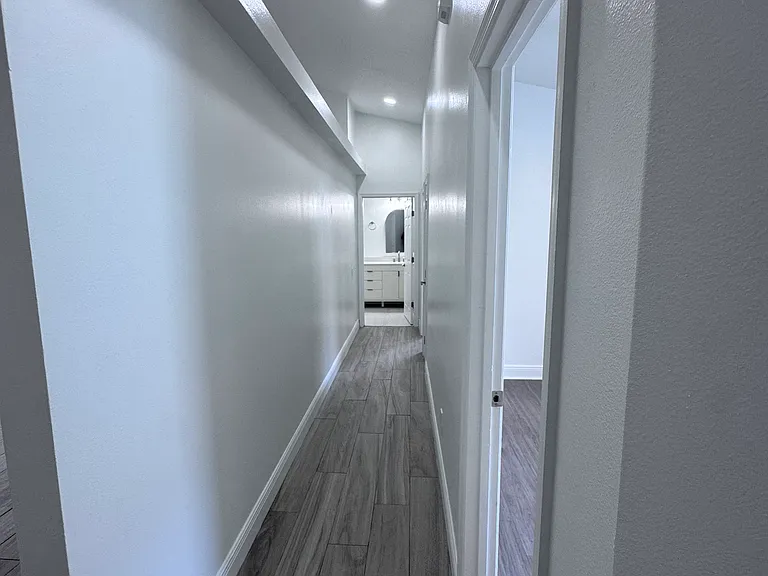 8089 Saint Andrews Cir — Photo 31
