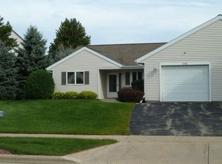 1526 Raveen St, Fort Atkinson, WI 53538