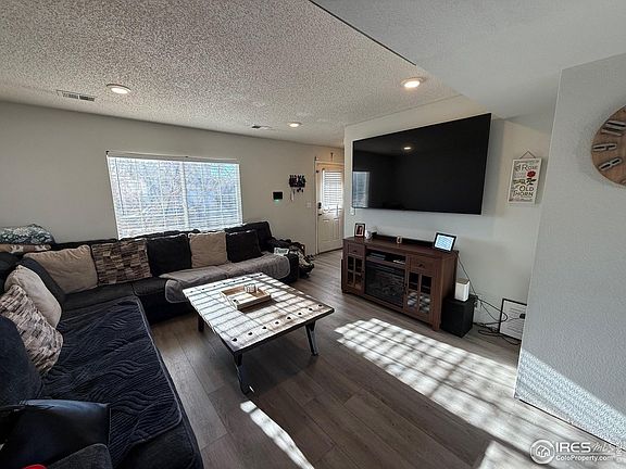 2nd image of 5141 Jasper St