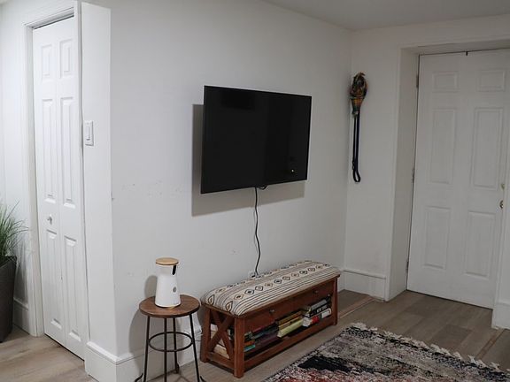 living room area - can fit oversized tv (thats a 50")