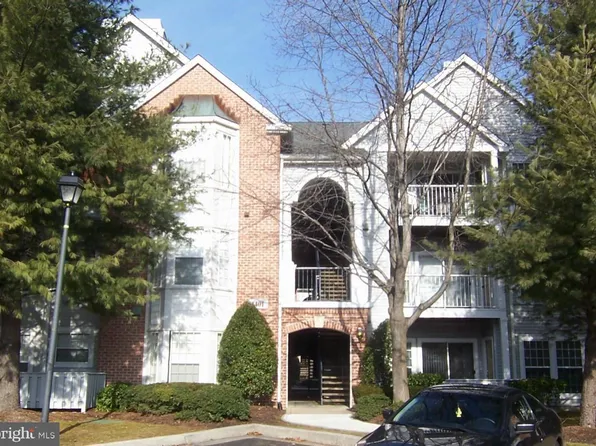 4401 Silverbrook Ln #101, Owings Mills, MD 21117