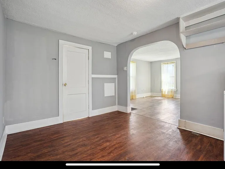 705 W 17th St — Photo 7