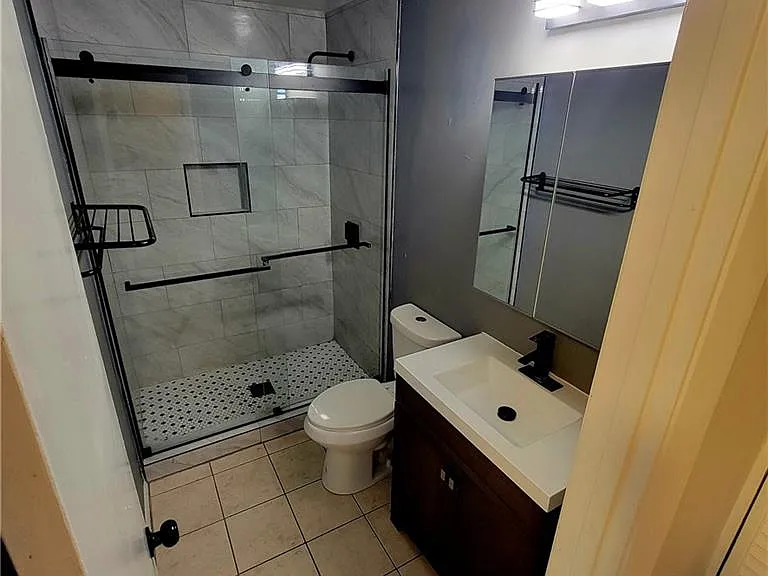 1537 Darren Cir — Photo 8