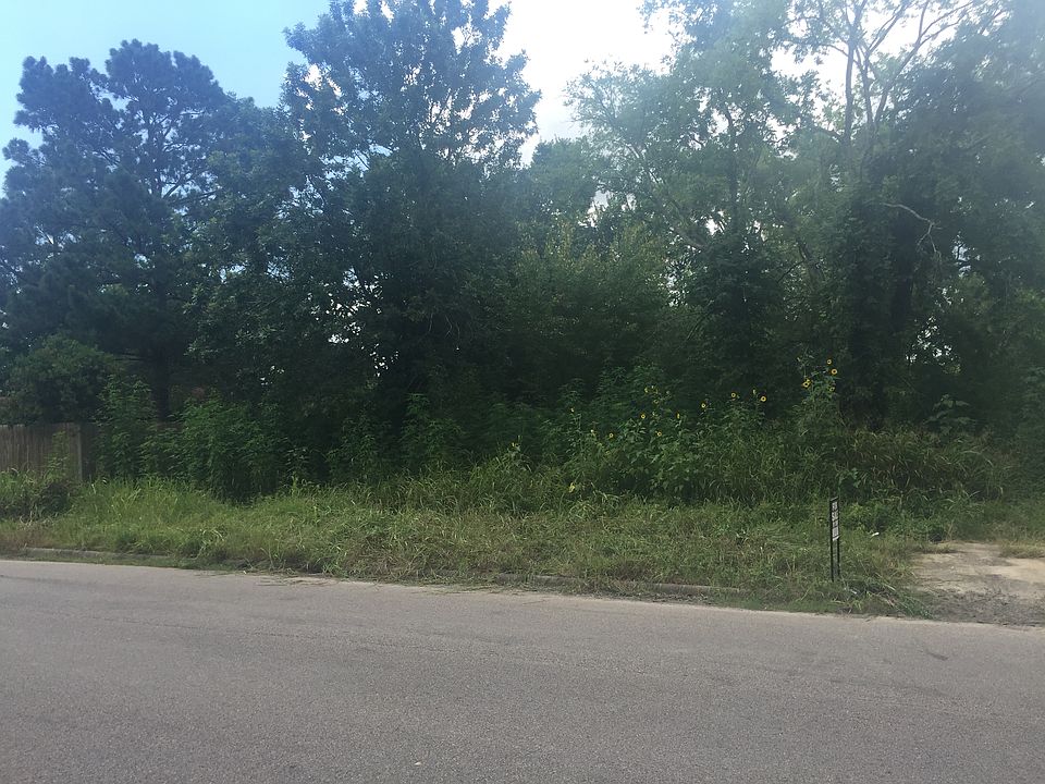 2nd image of 9721 Rockcrest Dr