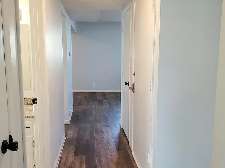 1011 Columbus St #1/2 — Photo 8
