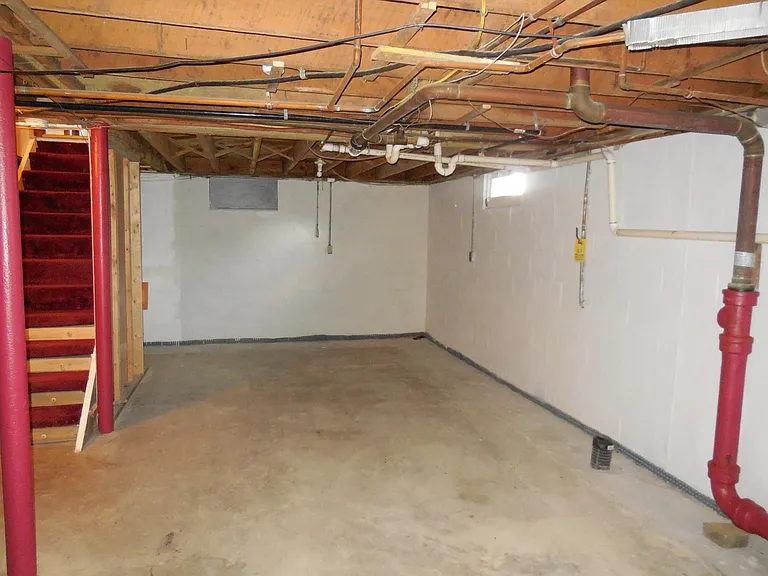 1423 Old Ford Rd — Photo 17