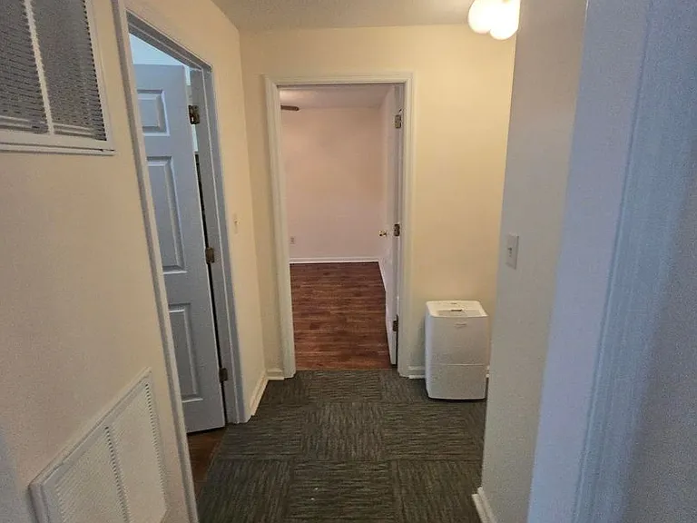 275 Emerald Rd #1 — Photo 10