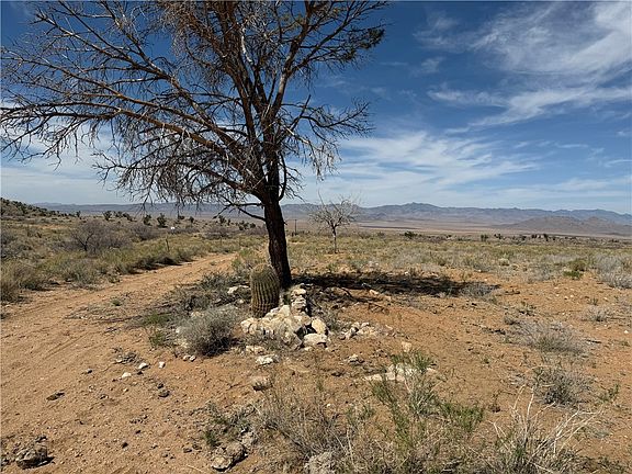 3rd image of 7130 N Corral Rd