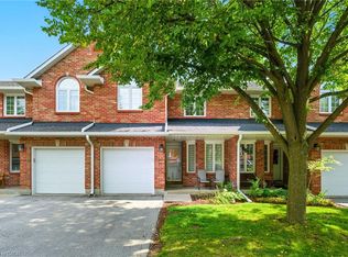 2252 Walkers Line #4, Burlington, ON L7M 3Y8