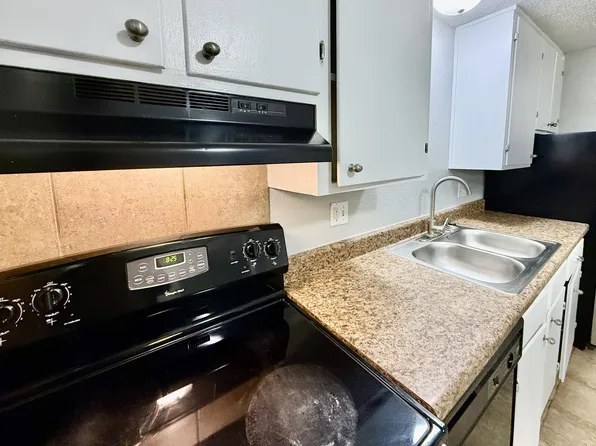 410 E 6th St, Odessa, TX 79761