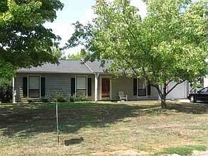 2nd image of 122 Sigmon Dr