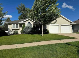 1506 Charolais Dr, Norfolk, NE 68701