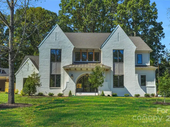 3030 Brookridge Ln, Charlotte, NC 28211