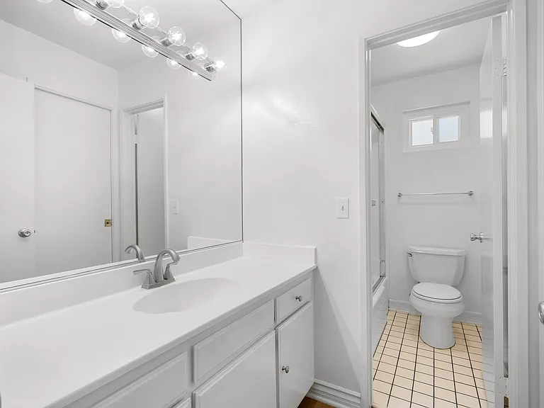 4248 Troost Ave #4 — Photo 18