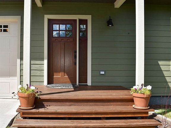 3rd image of 501 Cascade Ave