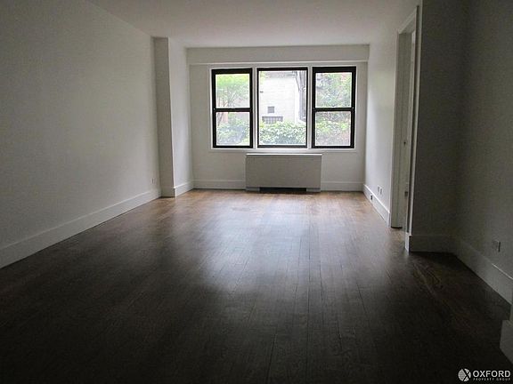 3rd image of 220 E 63rd St APT 5P