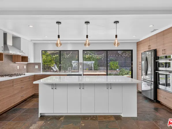 1430 Avenida De Cortez, Pacific Palisades, CA 90272