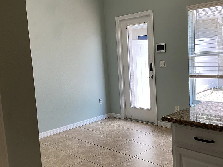 11932 Deer Path Way — Photo 10