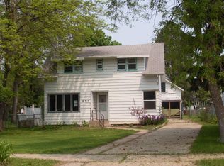 635 13th St SW, Huron, SD 57350