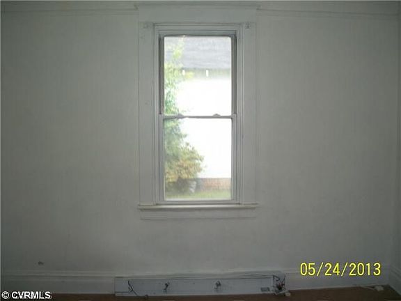3rd image of 1314 Columbia St