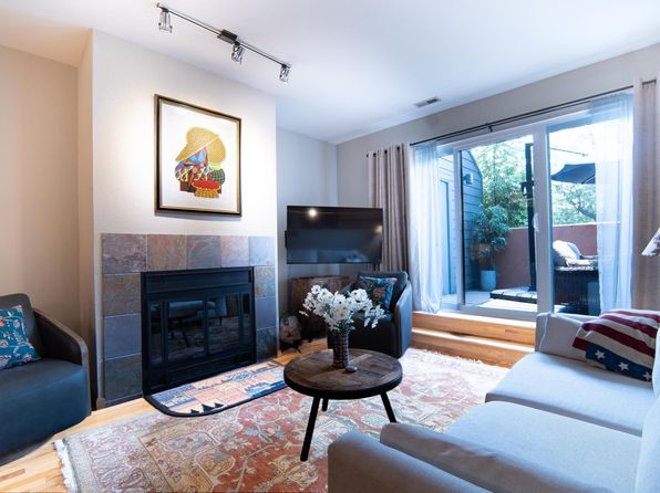 856 Walnut St APT B