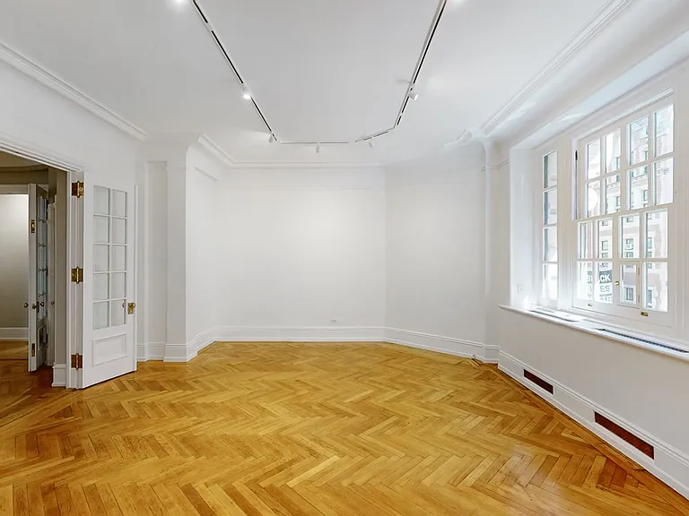 2109 Broadway #340/341 — Photo 18