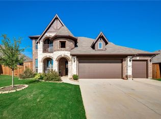 812 Broken Wheel Ct, Aubrey, TX 76227