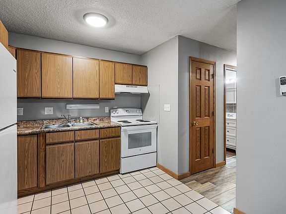 4th image of 1510 Elrose Ct APT 2