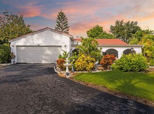 7236 LAS CASAS DR, SARASOTA, FL 34243