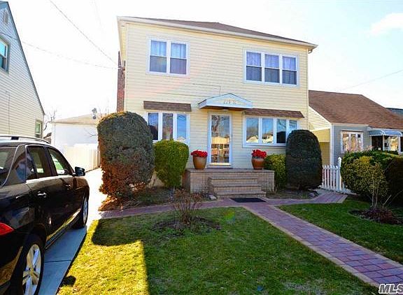 2nd image of 22916 147th Ave