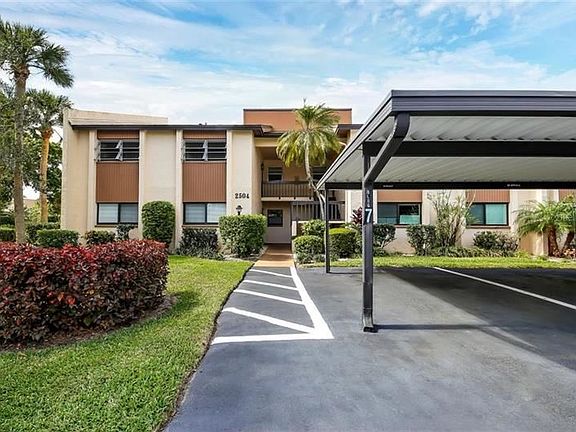 2nd image of 2504 Clubhouse Cir Unit 101